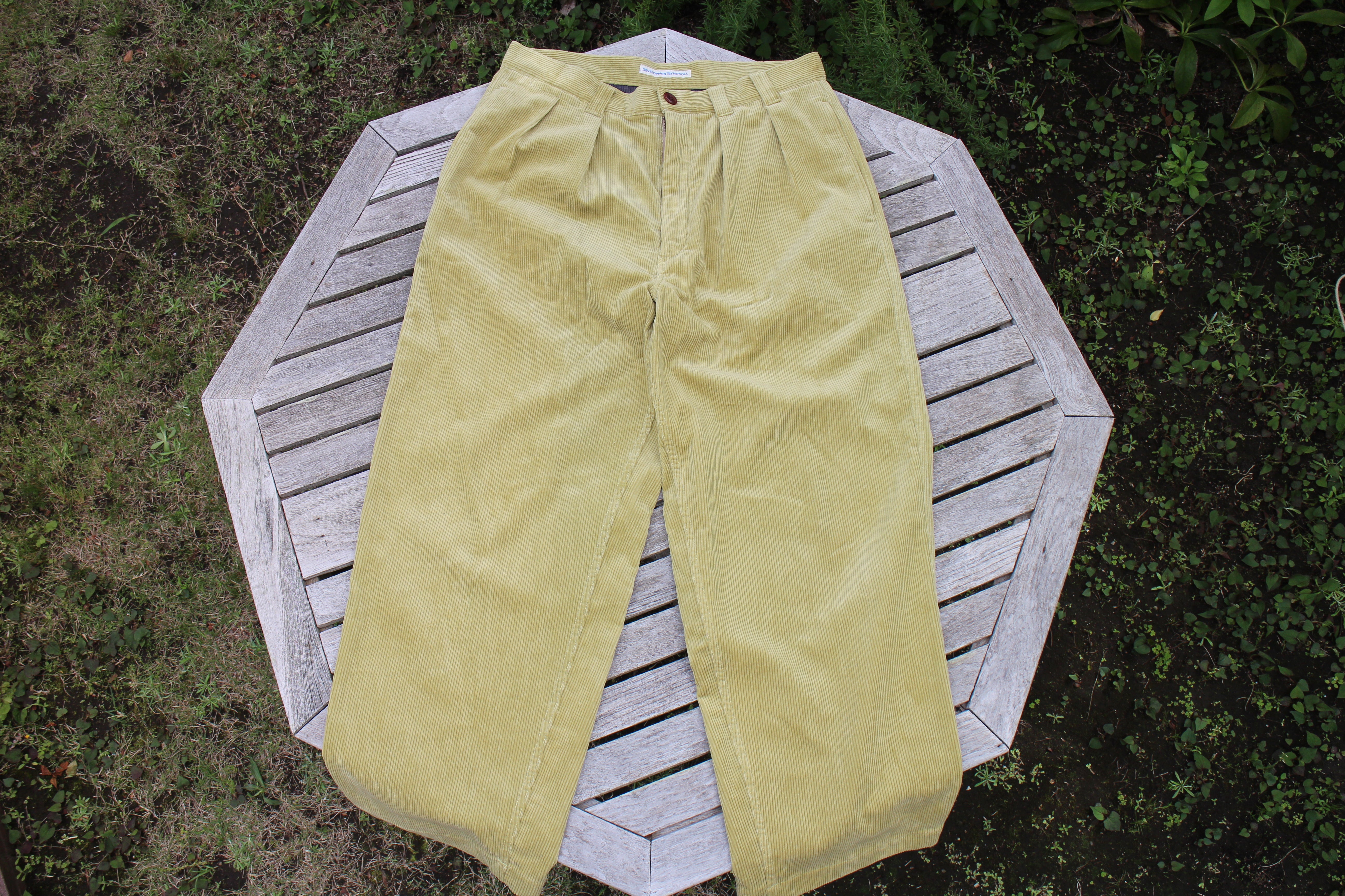 NOROLL THICKWALK CORDS PANTS LIME GREEN – CASDAY / キャスデイ