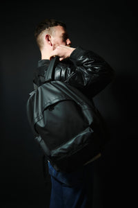 PACKING  MAT RIP BACKPACK BLACK  PA-054　