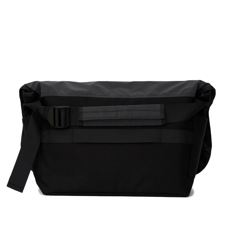 PACKING  BLACK REFLECTIVE MESSENGER PA-058