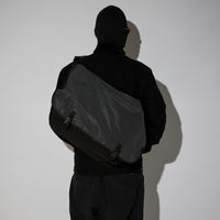 PACKING  BLACK REFLECTIVE MESSENGER PA-058