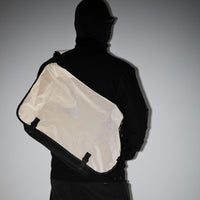 PACKING  BLACK REFLECTIVE MESSENGER PA-058