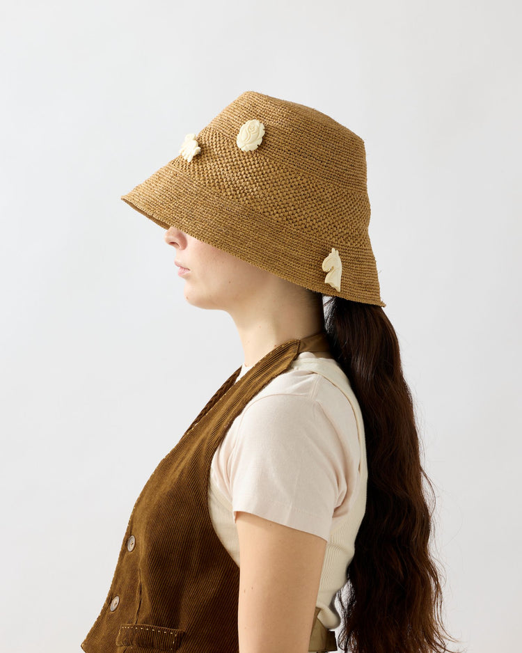 La Maison de Lyllis / DONAU