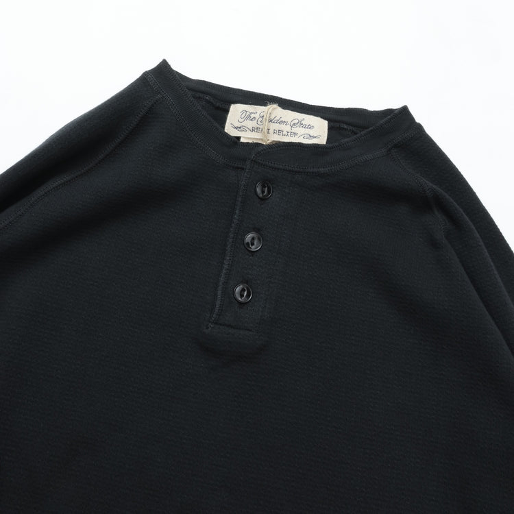 REMI RELIEF WタックヘンリーネックロンT