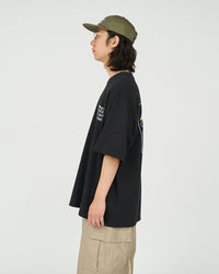 FreshService / AS×FS CORPORATE S/S TEE “PLAYFUL” BLACK