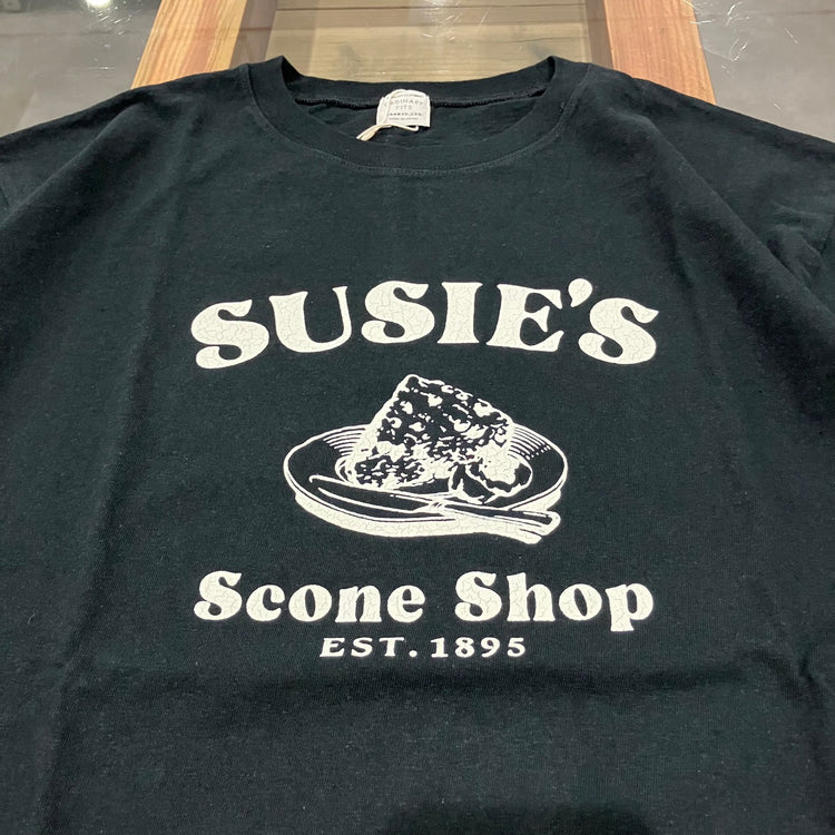 Ordinary fits / PRINT-T / SUSIE'S SCONE SHOP 