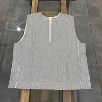 MEYAME / SLIT SLEEVELESS