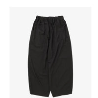 Sillage / circular pants black stripe