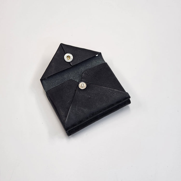 Dono/エンベロープ スタッズ ミニウォレット（Envelope Studs Mini Wallet）