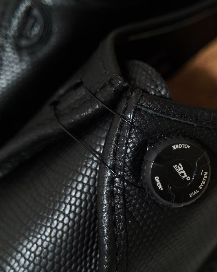 Sillage  chaussure de marche alligator leather black