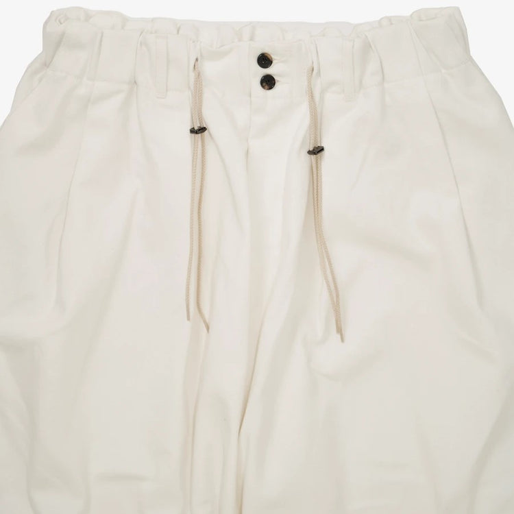 Sillage / circular pants white denim one wash