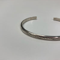 FIRST AMERICAN TRADERS/Sterling Silver Bangle CE